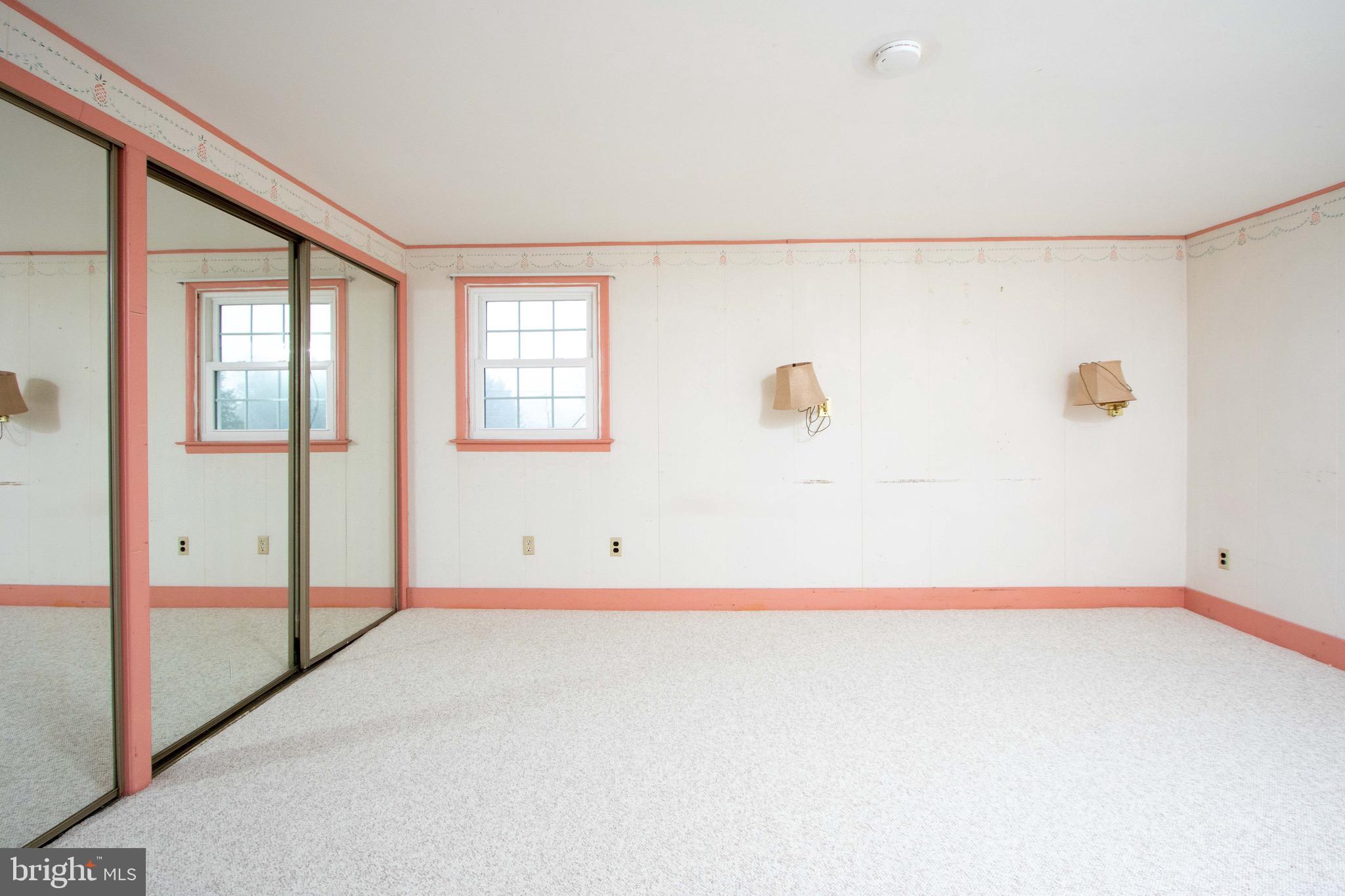 1228 Ridgeview Drive Phoenixville, PA 19460 - Photo 9 of 32 Master
