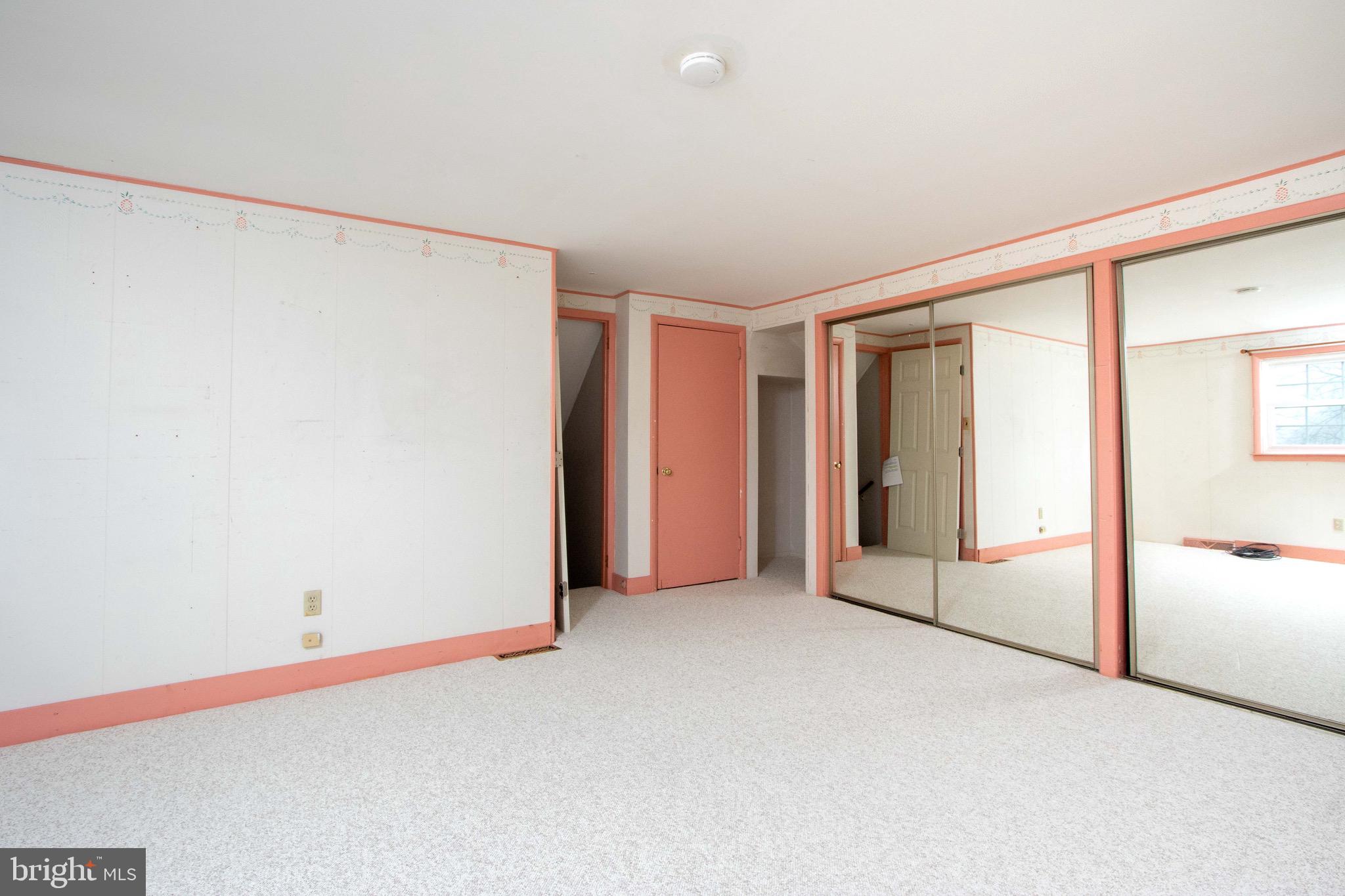 1228 Ridgeview Drive Phoenixville, PA 19460 - Photo 10 of 32 Master