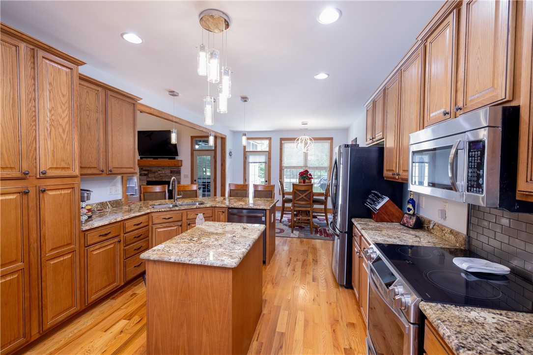 402 Home Stretch Drive Seneca, SC 29672 - Photo 14 of 38