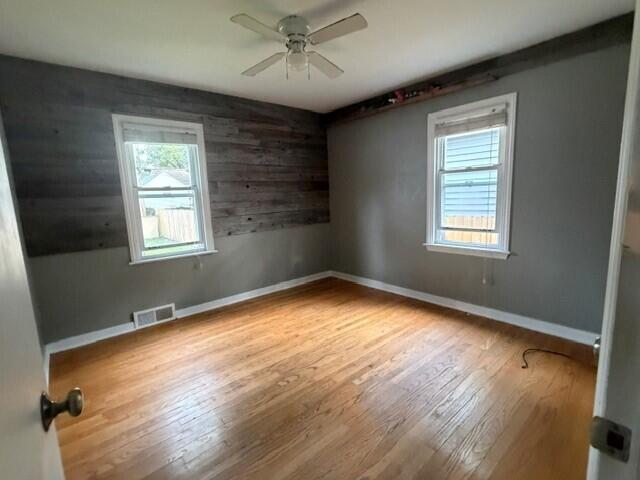 234 South Ridge Street Crown Point, IN 46307 - Photo 8 of 18 640x480