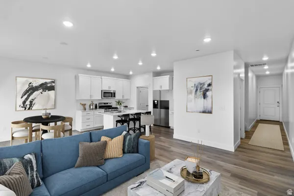 $404,900 | 2261 West 1400 North, Farr West, UT 84404