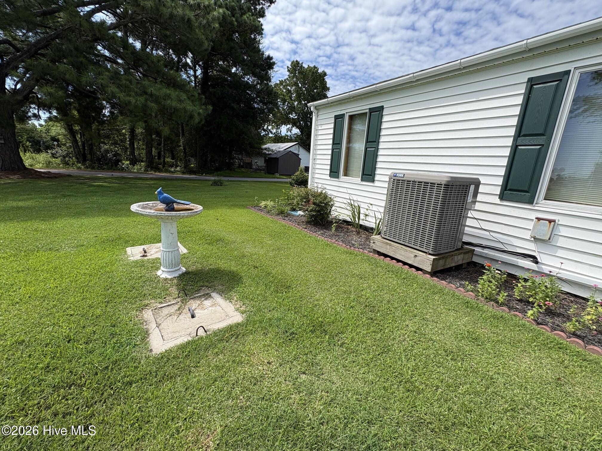 507 Narrow Shore Road Aydlett, NC 27916 - Photo 31 of 39 507 exterior back