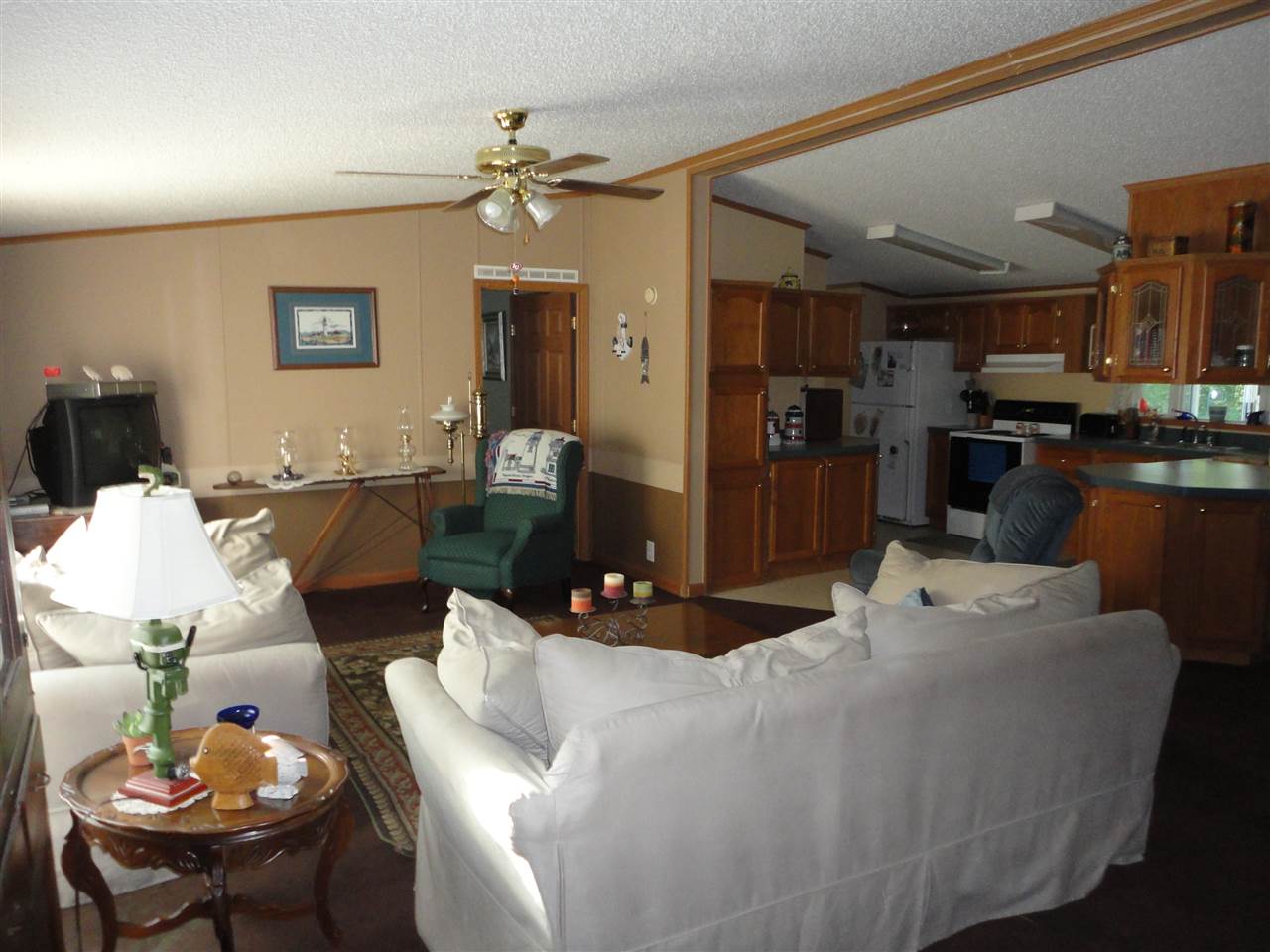 8272 East Hatchery Road Syracuse, IN 46567 - Photo 8 of 24 Gallery Image 8
