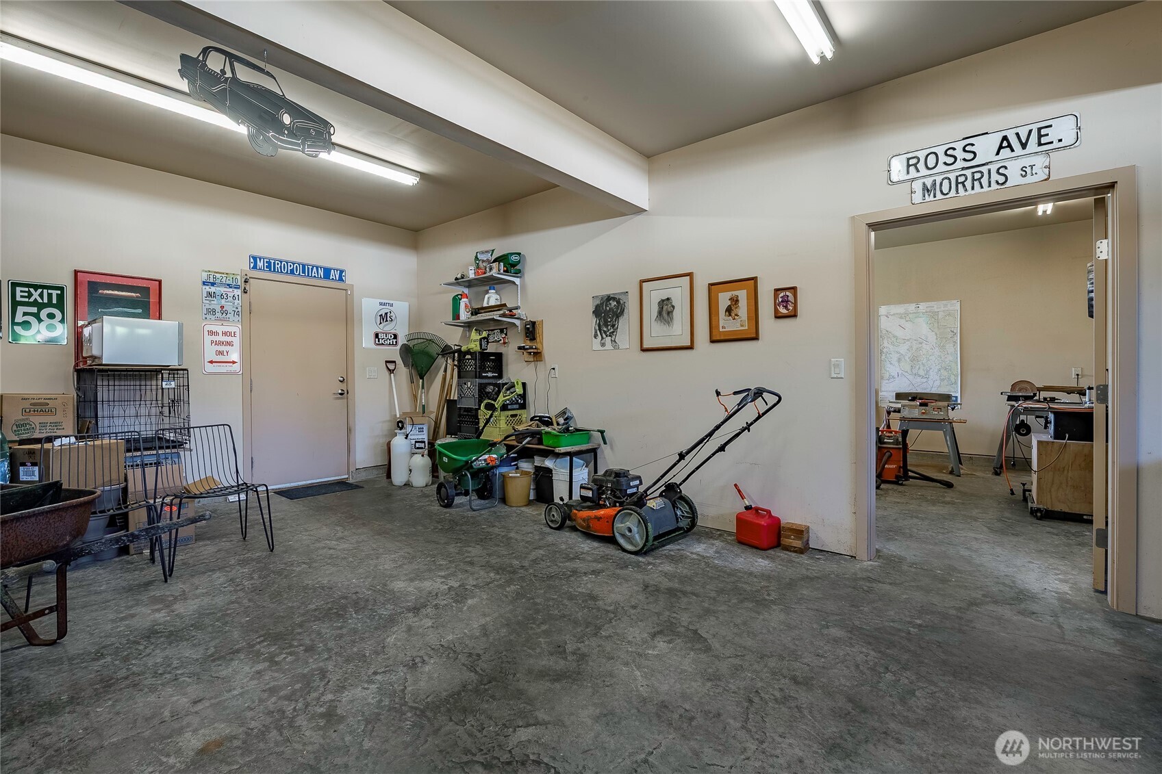 8285 Sunset Street Blaine, WA 98230 - Photo 35 of 38 a view of a room with gym equipment