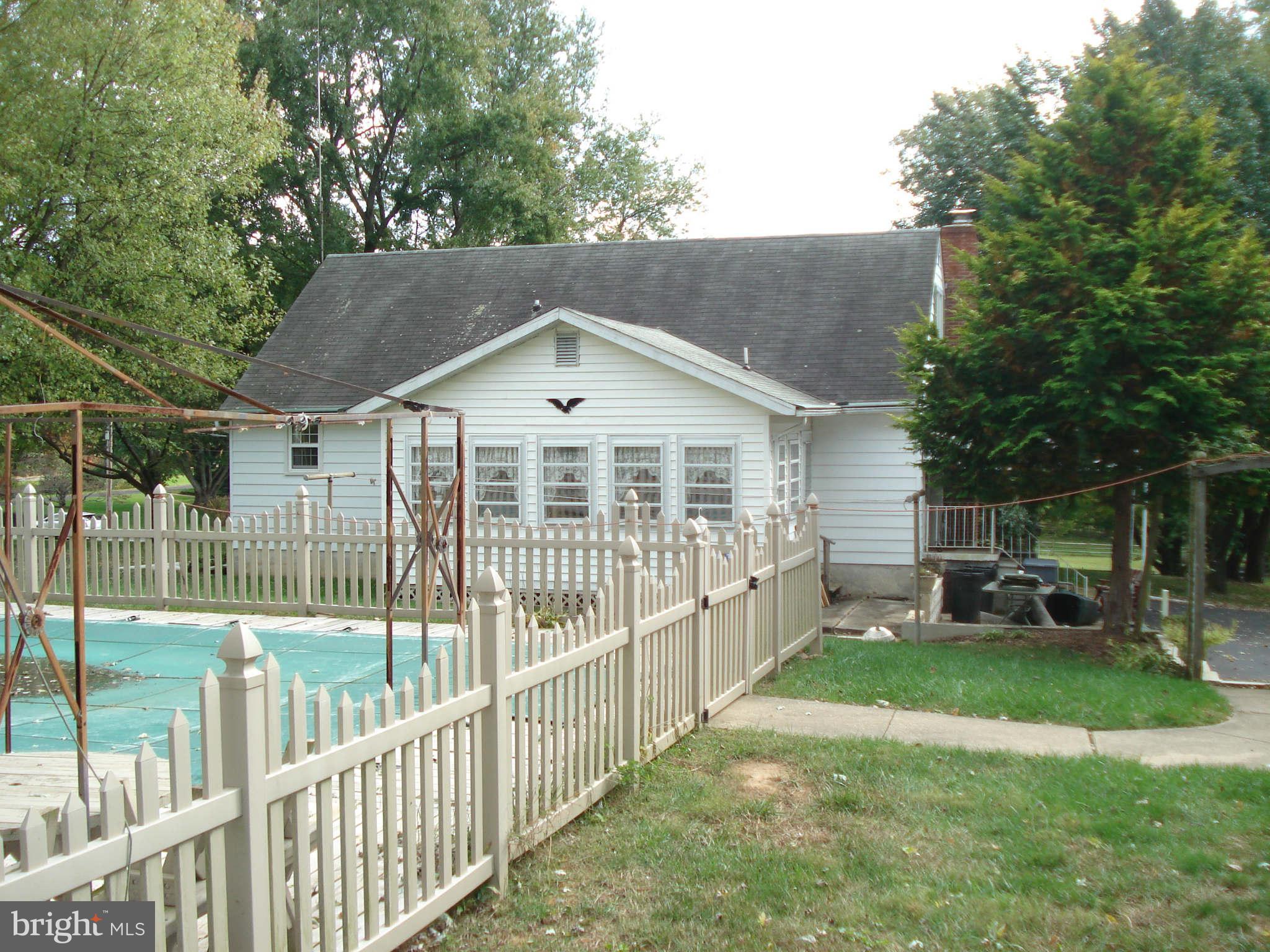 2550 Greene Road Baldwin, MD 21013 - Photo 5 of 9 Exterior (Rear)
