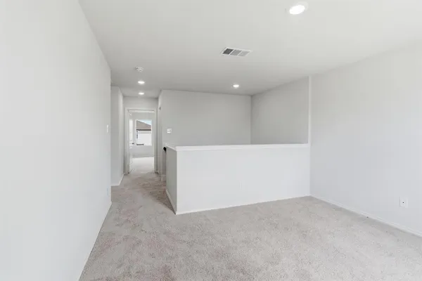 $2,395 | 805 Bluffview Drive, Cleburne, TX 76031