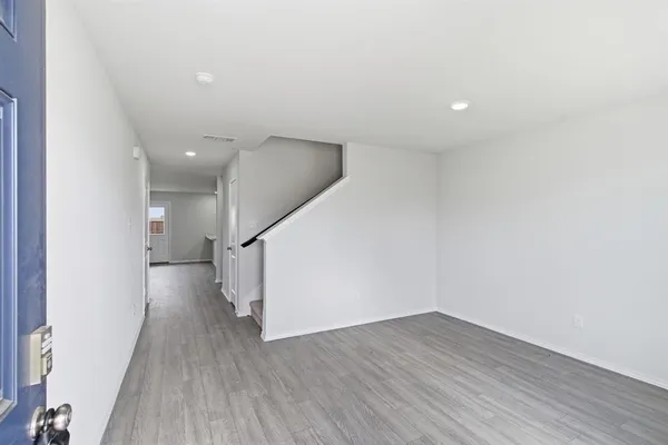 $2,395 | 805 Bluffview Drive, Cleburne, TX 76031