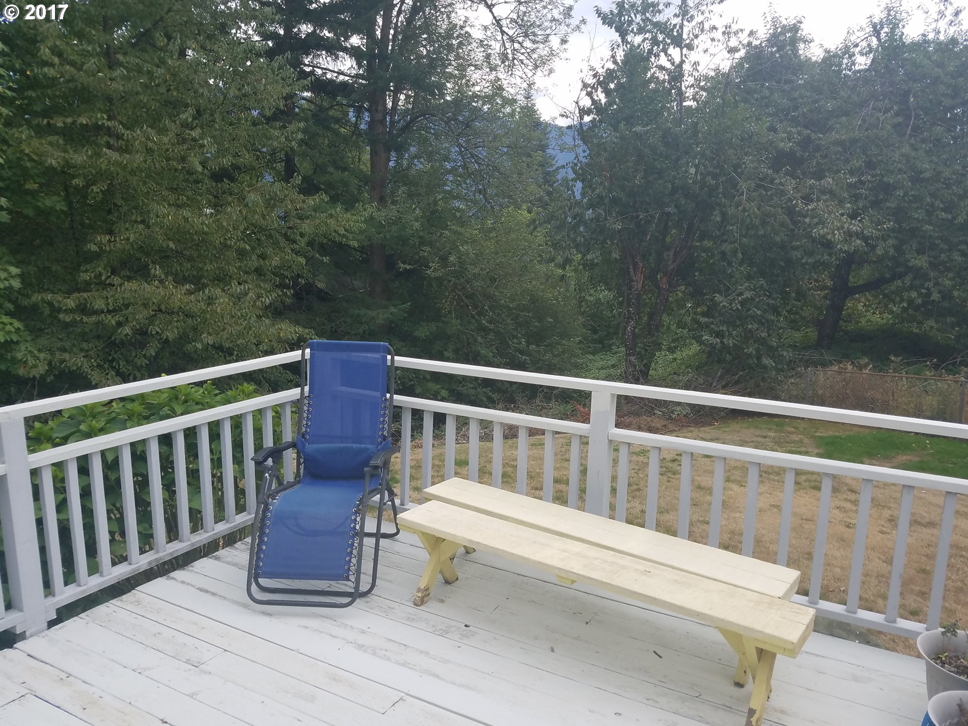 6681 East Loop Road Stevenson, WA 98648 - Photo 8 of 29 Deck