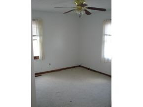 122 White Road Elizabethton, TN 37643 - Photo 5 of 6 Photo 5