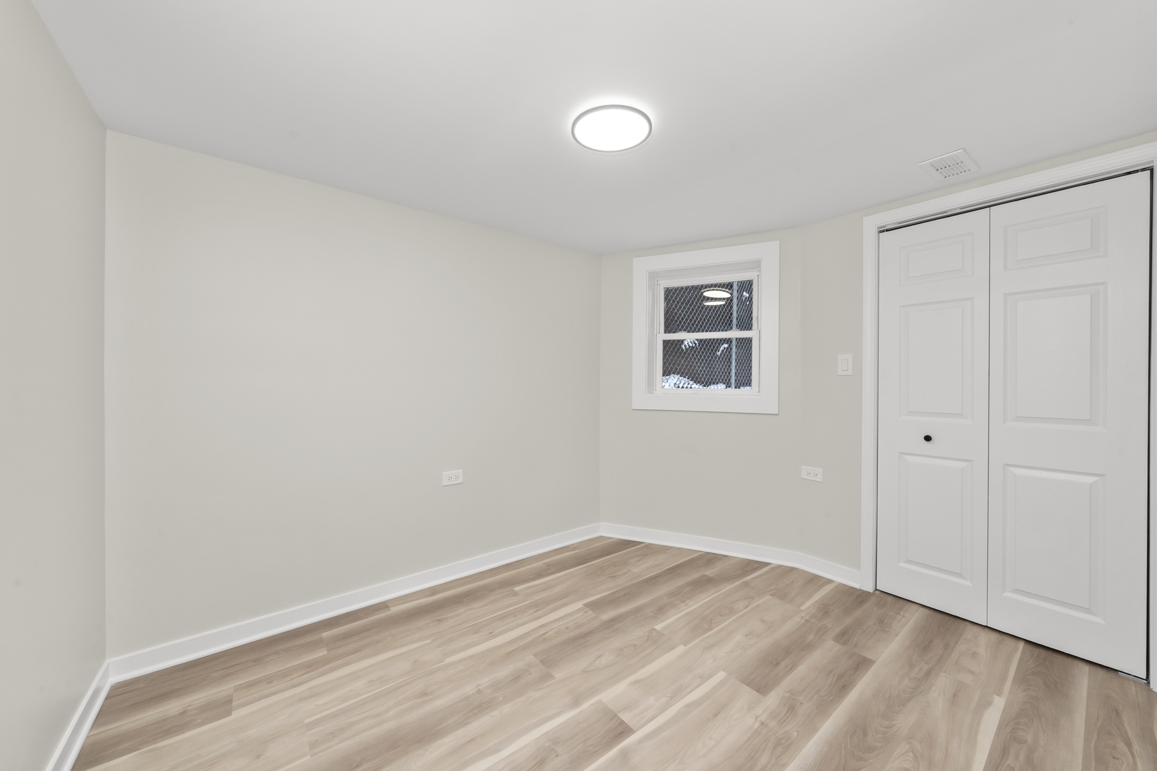 3107 West Flournoy Street Chicago, IL 60612 - Photo 29 of 39 a view of an empty room