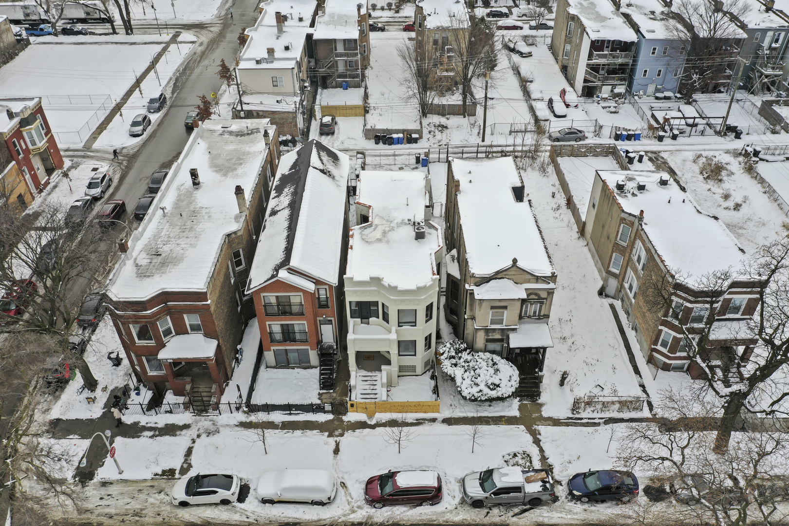 3107 West Flournoy Street Chicago, IL 60612 - Photo 36 of 39 an aerial view of residential houses with outdoor space