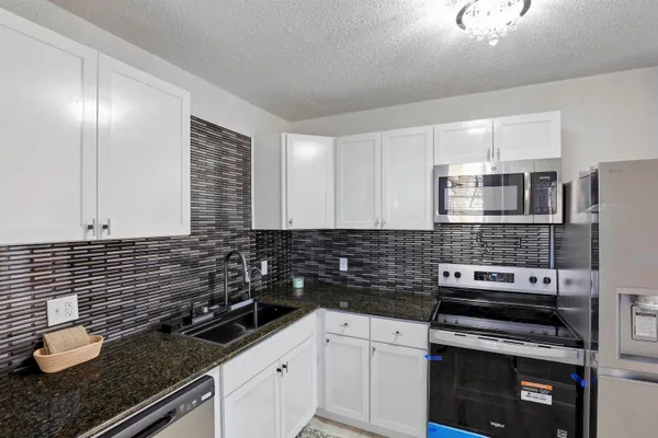 $289,900 | 1303 West Prospect Avenue, Appleton, WI 54914