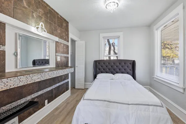 $289,900 | 1303 West Prospect Avenue, Appleton, WI 54914