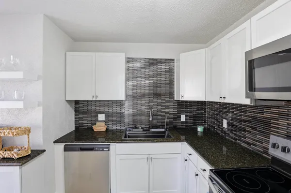 $289,900 | 1303 West Prospect Avenue, Appleton, WI 54914