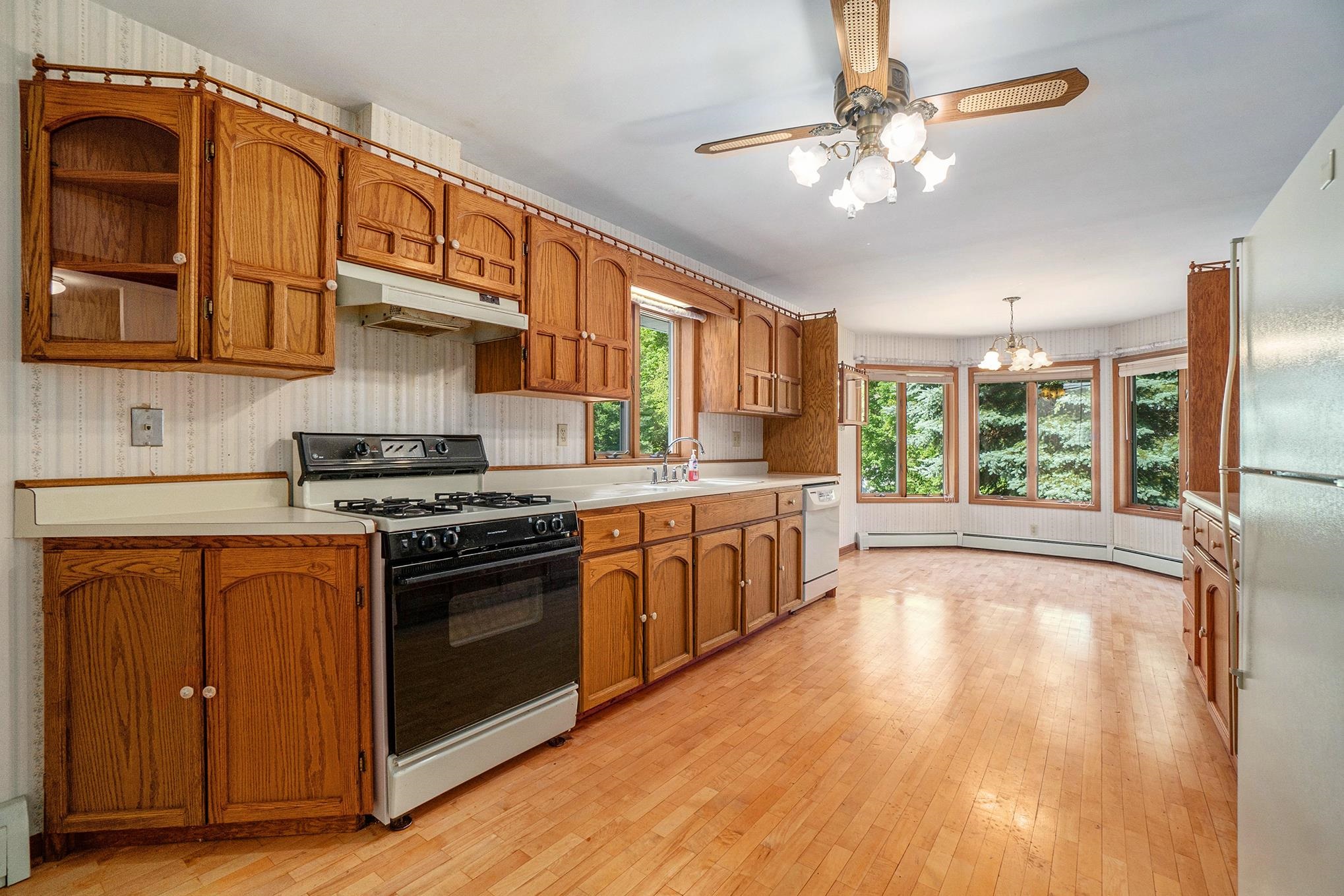 2069 Stratton Lane Frankfort, MI 49635 - Photo 4 of 25