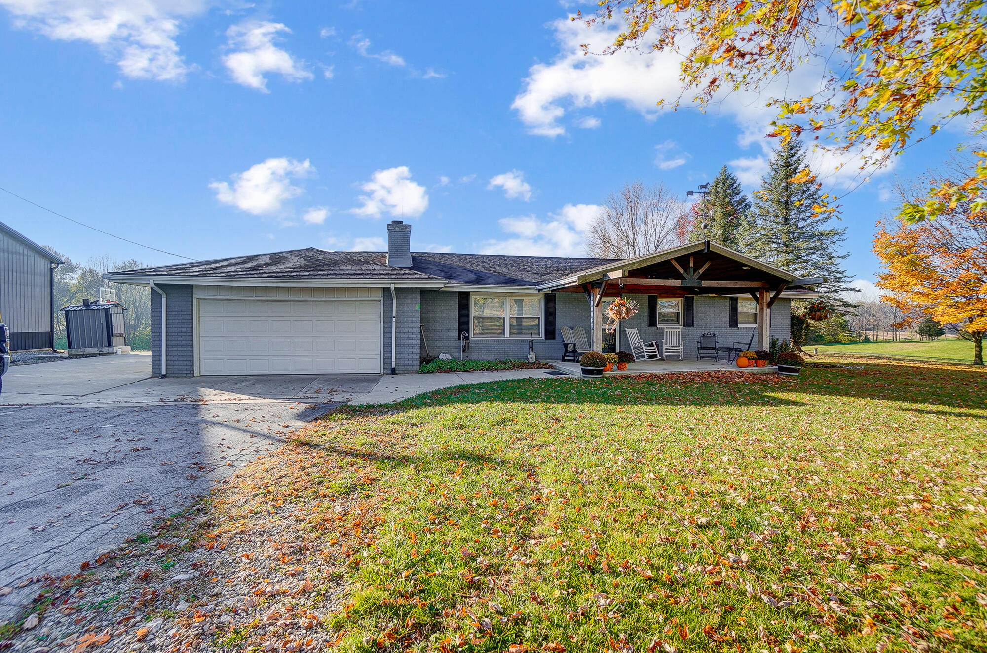 17946 National Road Wapakoneta, OH 45895 - Photo 3 of 57