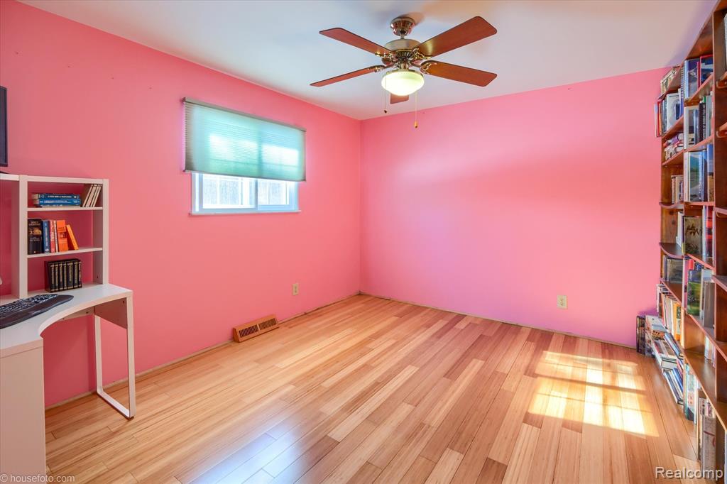 3337 Field Road, Unit 10 Clio, MI 48420 - Photo 31 of 51 Gallery Image 31