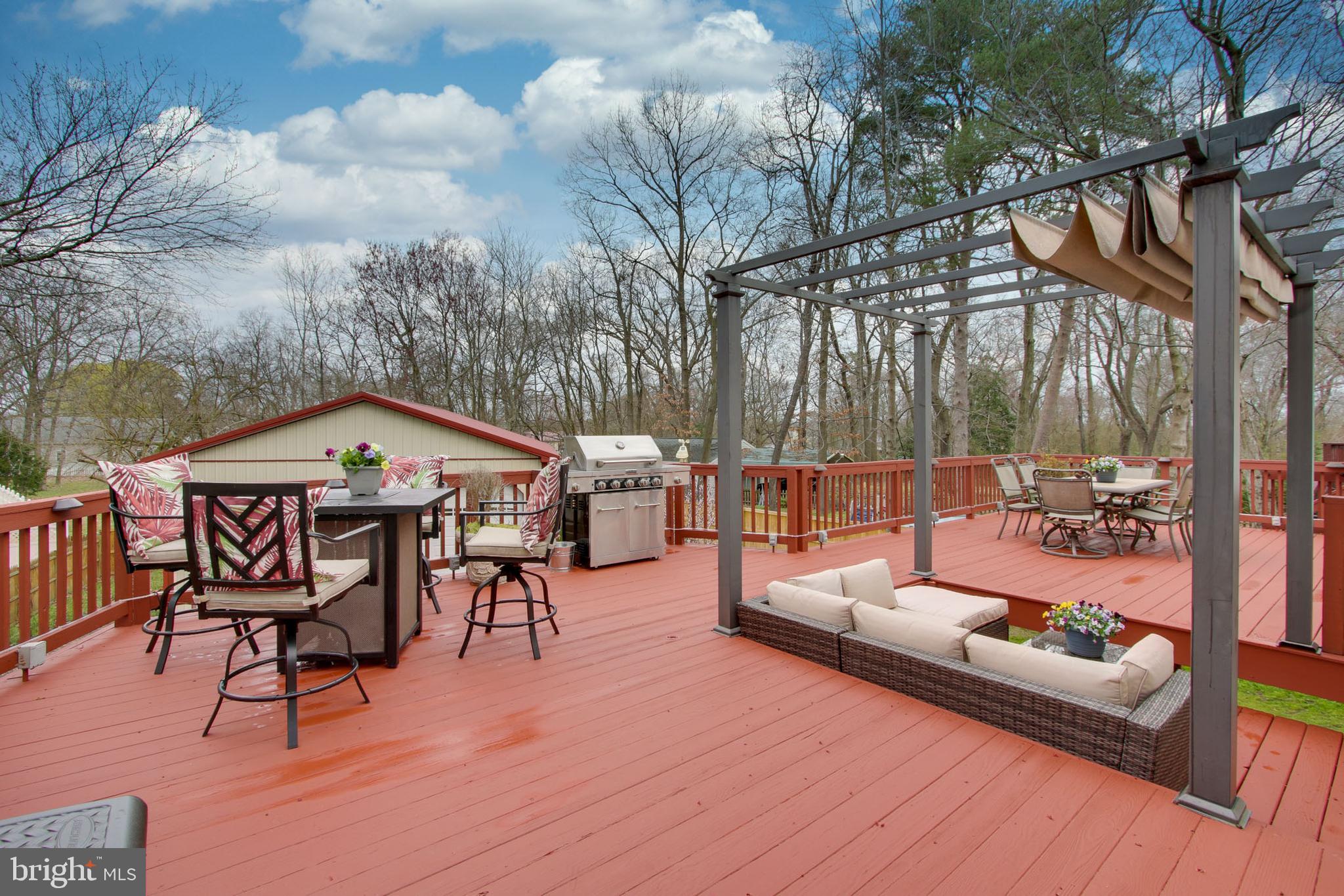 972 Point Pleasant Road Glen Burnie, MD 21060 - Photo 28 of 38 HUGE DECK