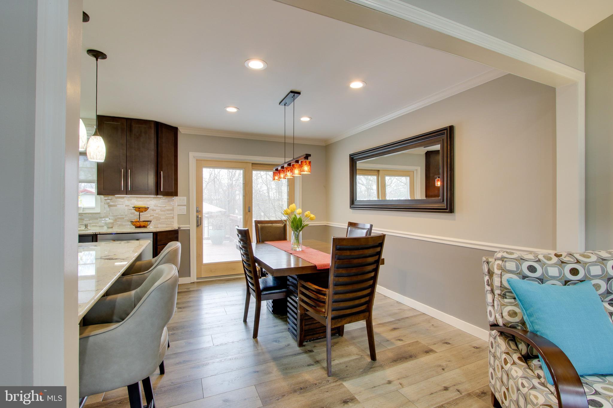 972 Point Pleasant Road Glen Burnie, MD 21060 - Photo 9 of 38 Dining Area