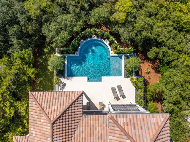 $4,300,000 | 102 Sea Winds Drive, Santa Rosa Beach, FL 32459