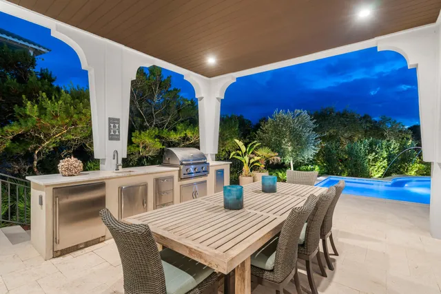 $4,300,000 | 102 Sea Winds Drive, Santa Rosa Beach, FL 32459