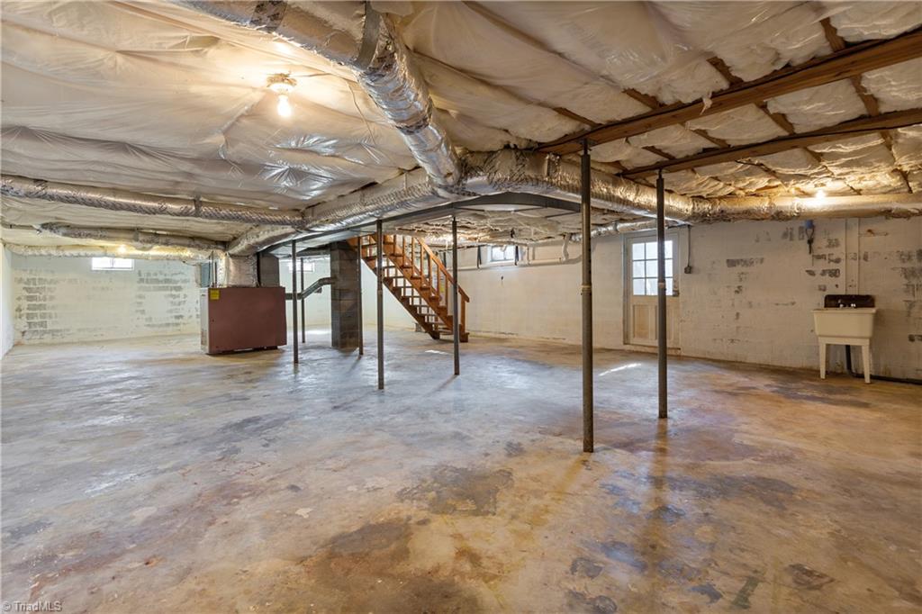 1832 Falcon Road East Bend, NC 27018 - Photo 28 of 32 Gallery Image 28