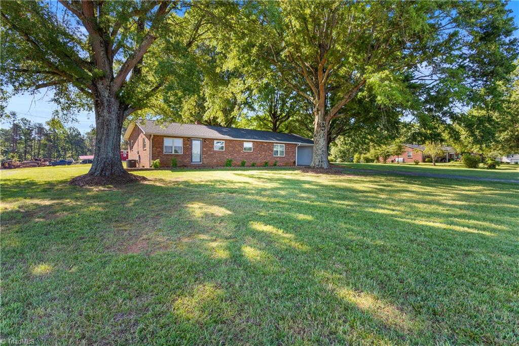 1832 Falcon Road East Bend, NC 27018 - Photo 30 of 32 Gallery Image 30