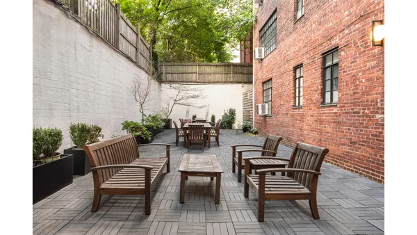 $7,500 | 25 Monroe Place, Unit 2A | Brooklyn Heights