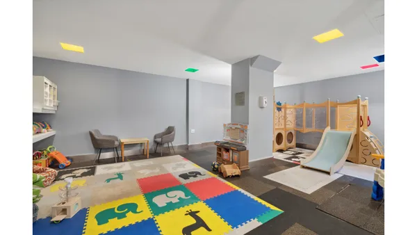 $7,500 | 25 Monroe Place, Unit 2A | Brooklyn Heights