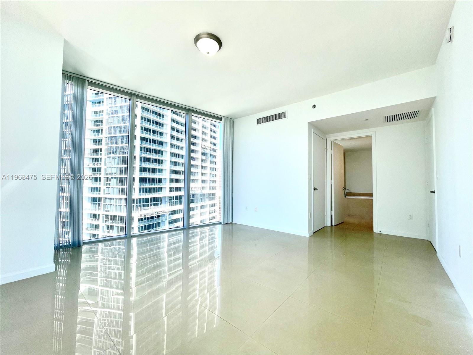 495 Brickell Avenue, Unit 3011 Miami, FL 33131 - Photo 18 of 29