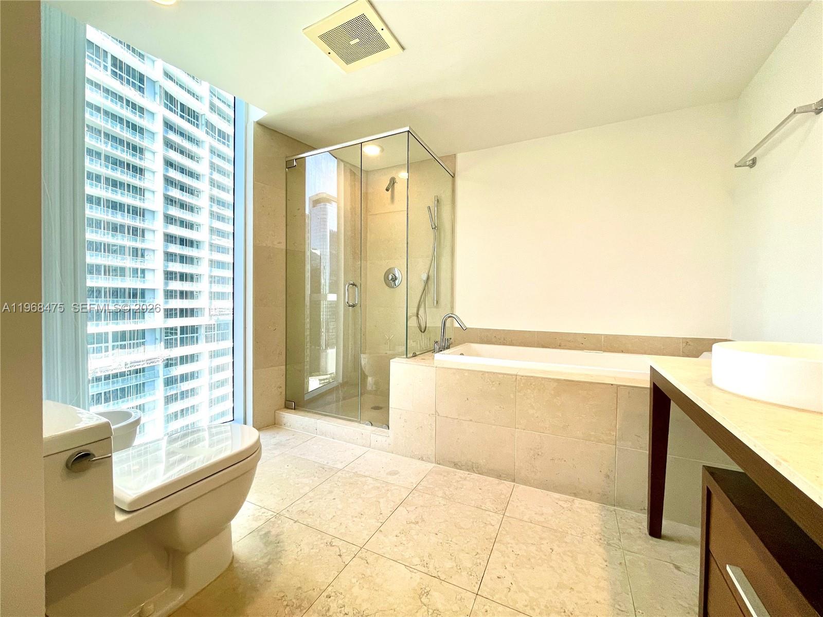 495 Brickell Avenue, Unit 3011 Miami, FL 33131 - Photo 20 of 29