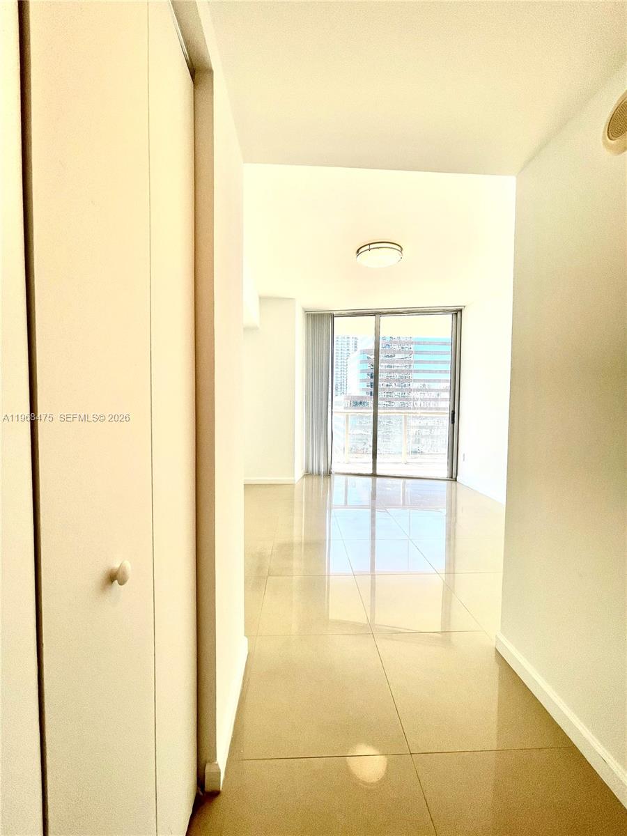 495 Brickell Avenue, Unit 3011 Miami, FL 33131 - Photo 28 of 29