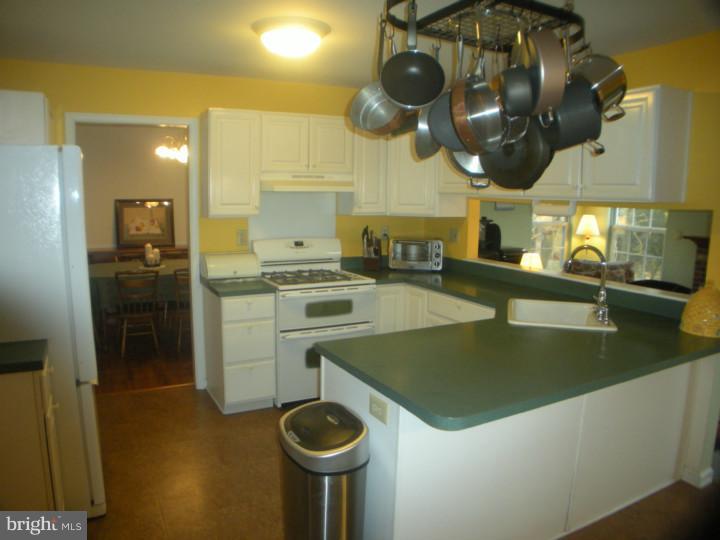 209 Forge Road Collegeville, PA 19426 - Photo 4 of 22 Gallery Image 4