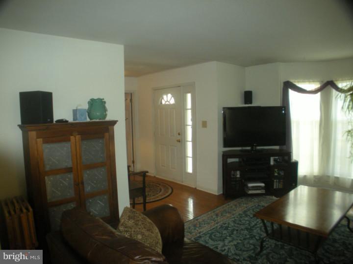 209 Forge Road Collegeville, PA 19426 - Photo 9 of 22 Gallery Image 9