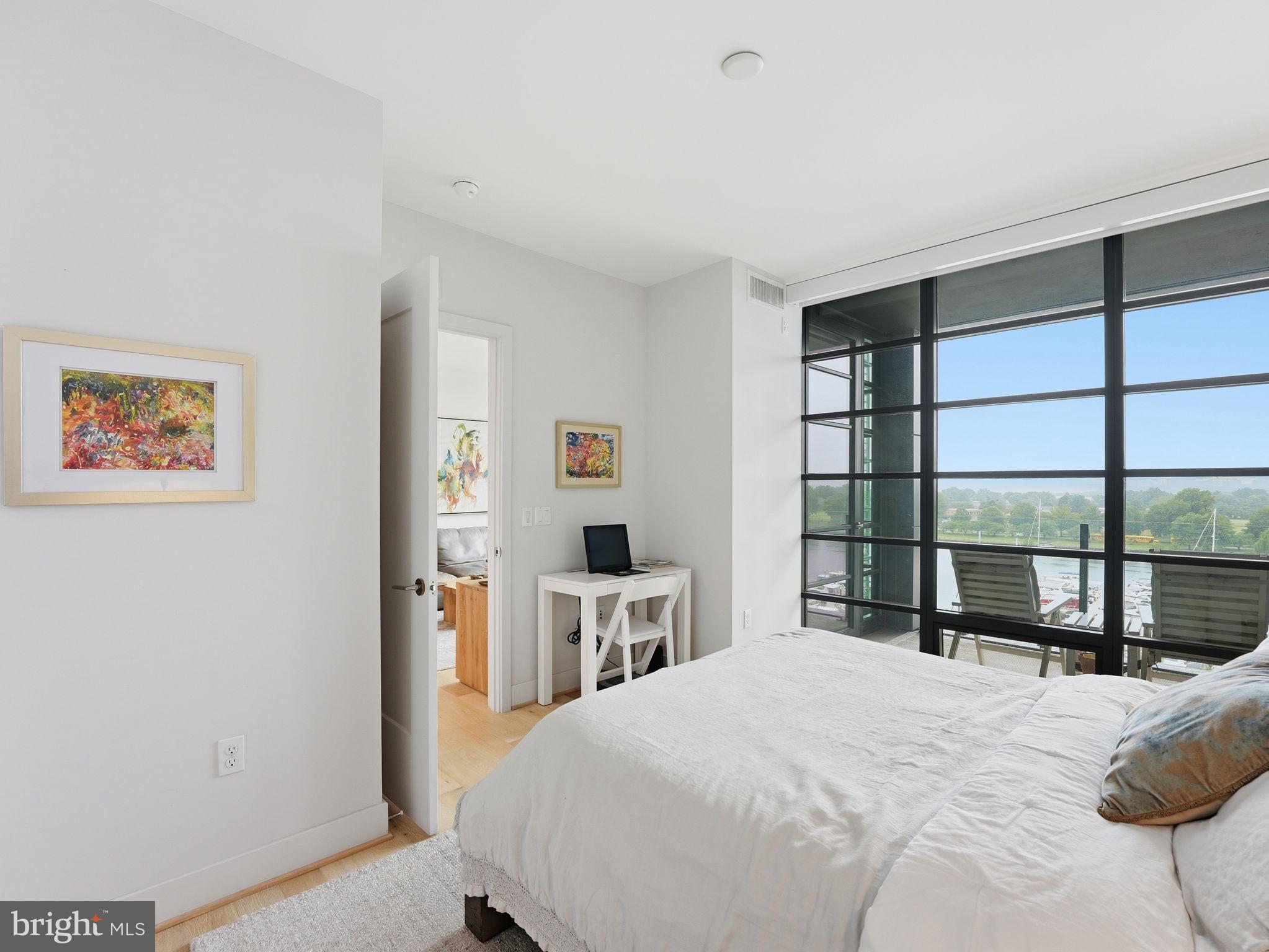 45 Sutton Square Southwest, Unit 702 Washington, DC 20024 - Photo 15 of 33