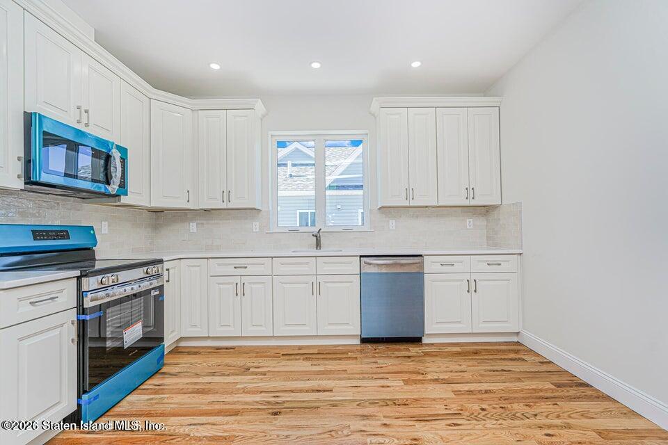 556 Drumgoole Road East Staten Island, NY 10312 - Photo 31 of 52 31