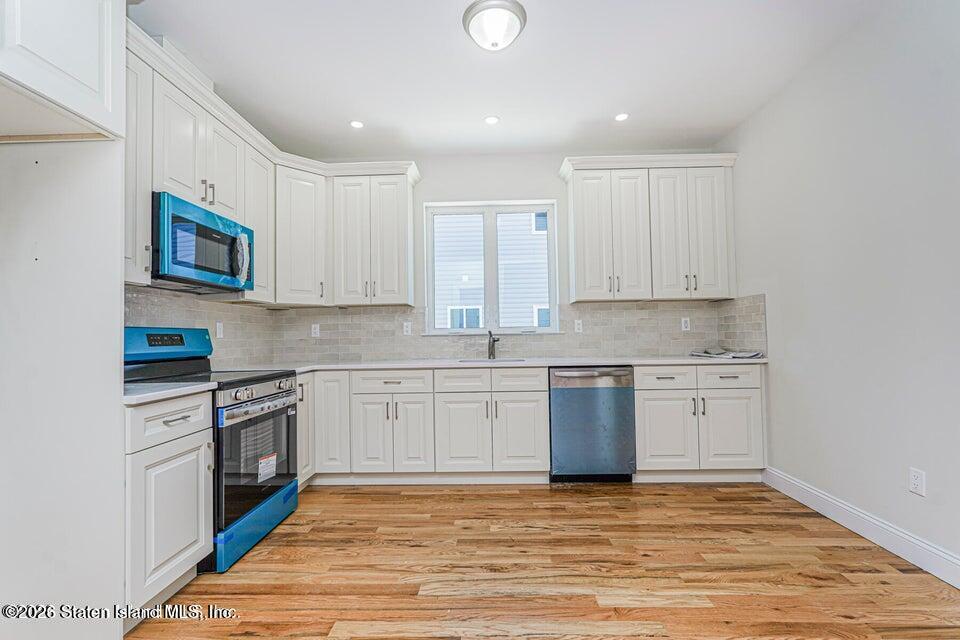 556 Drumgoole Road East Staten Island, NY 10312 - Photo 42 of 52 43
