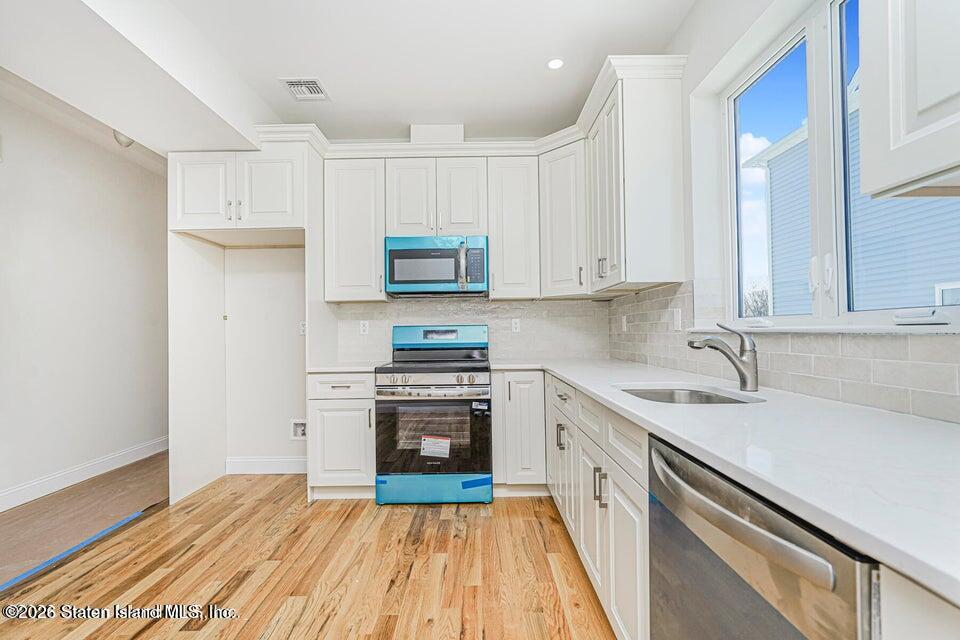 556 Drumgoole Road East Staten Island, NY 10312 - Photo 43 of 52 44