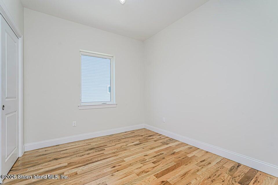 556 Drumgoole Road East Staten Island, NY 10312 - Photo 46 of 52 47