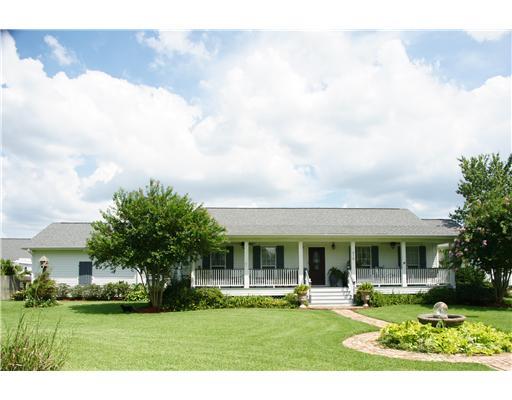 415 Eagle Drive Raceland, LA 70394 - Photo 1 of 17 Gallery Image 1