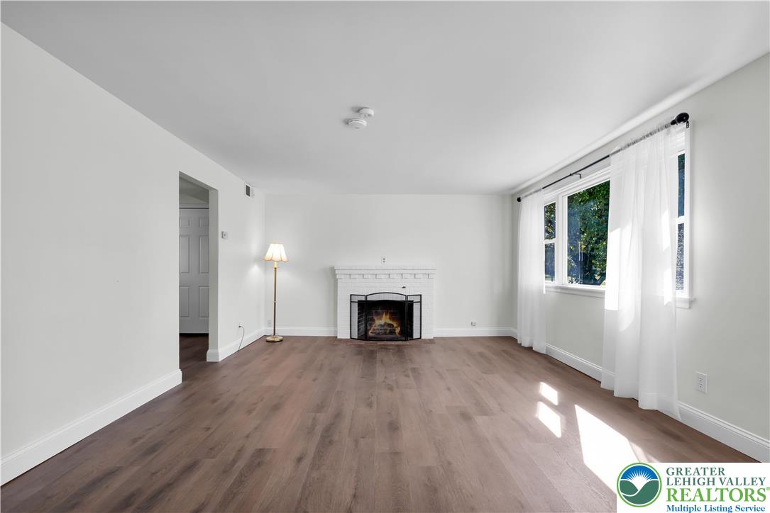 2520 Winston Road Bethlehem, PA 18017 - Photo 9 of 33 Gallery Image 9