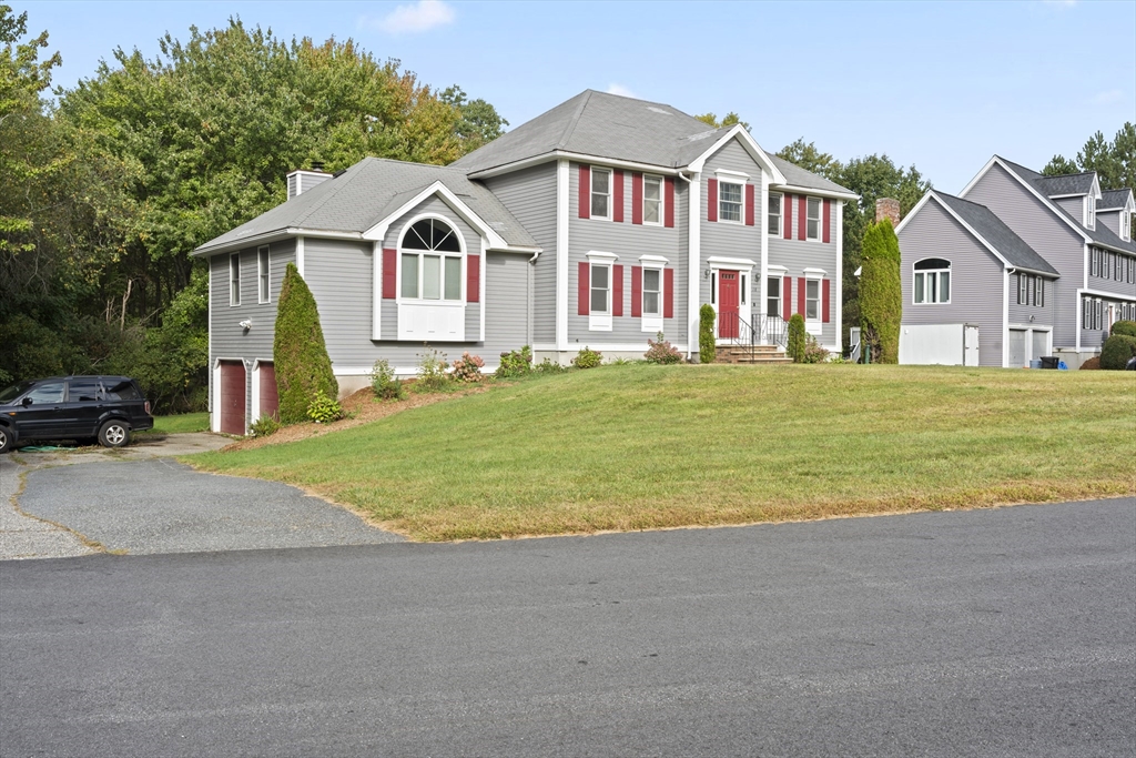 18 Noel Road Andover, MA 01810 - Photo 1 of 31 Gallery Image 1