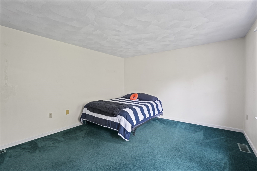 18 Noel Road Andover, MA 01810 - Photo 21 of 31 Gallery Image 21