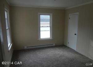 406 East 3rd Street Weatherly, PA 18255 - Photo 3 of 6 3