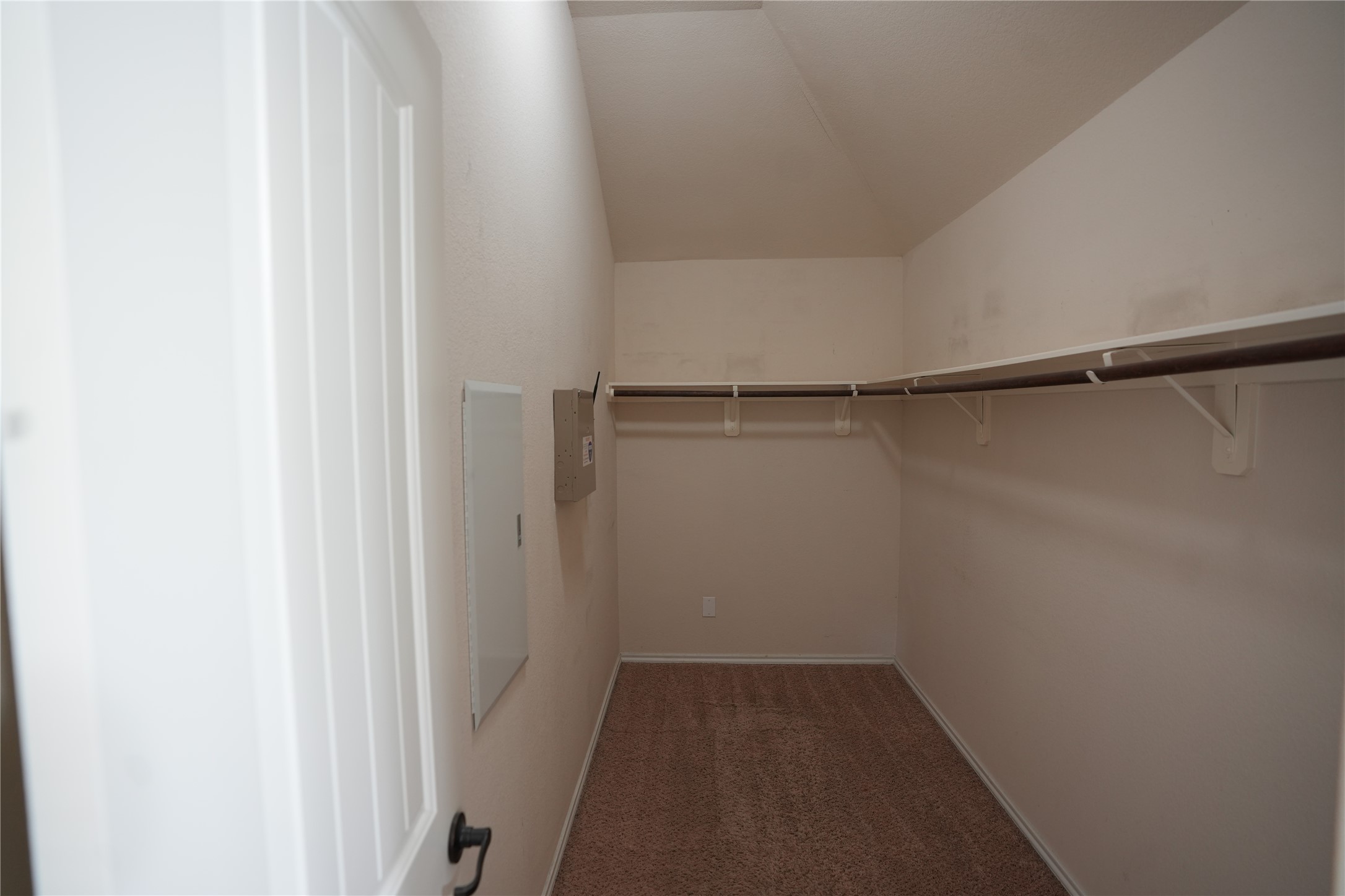 1710 Thornhampton Court Houston, TX 77014 - Photo 14 of 17 a view of a room