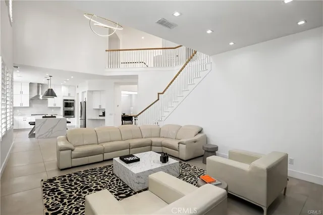 $9,888 | 23679 Ridgeway, Mission Viejo, CA 92692