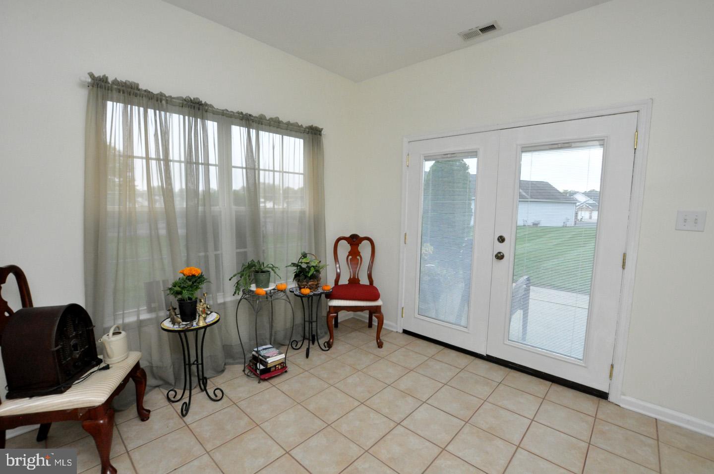 5 Spring Lane Beverly, NJ 08010 - Photo 11 of 29 Sun Room