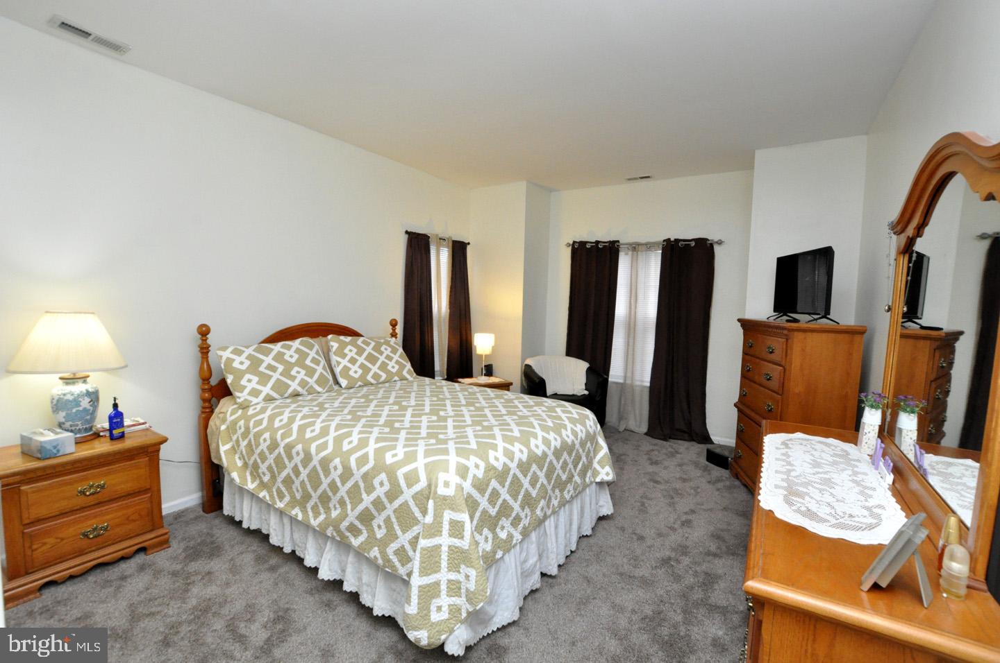5 Spring Lane Beverly, NJ 08010 - Photo 21 of 29 Primary Bedroom