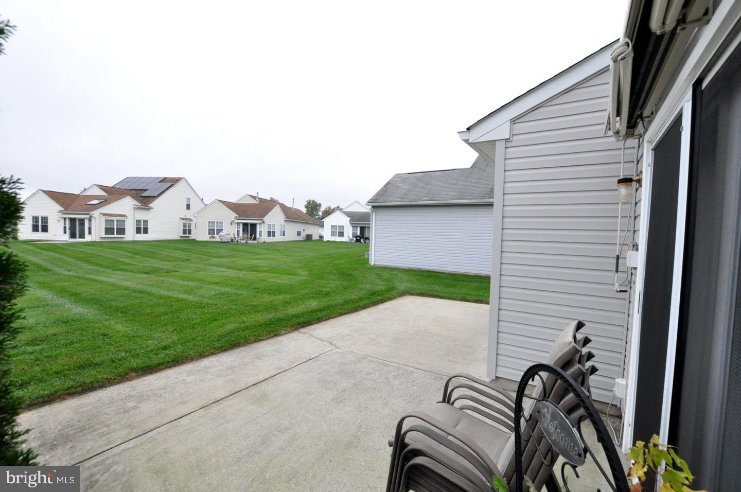 5 Spring Lane Beverly, NJ 08010 - Photo 26 of 29 Back Patio