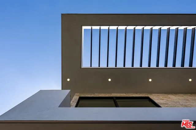 $4,787,800 | 8356 West 4th Street, Los Angeles, CA 90048